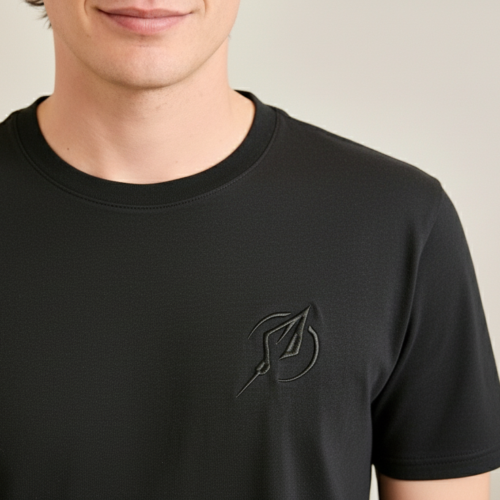 Camiseta Premium Primitive em algodão egípcio